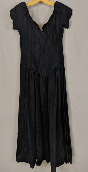 Vinatge  House of Bianchi Taffeta Satin Black Dress scallopped neckline cap flare sleeves 40's/50's